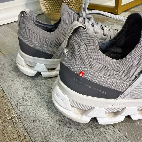 On Cloudswift 3 Mens 9.5 Shoes Green Running Walking Sneaker Gym Swiss Casual - Picture 6 of 12